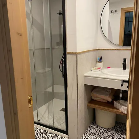 Elviria Luxe - *