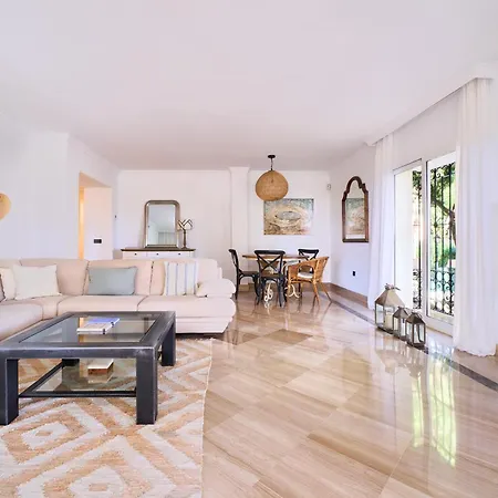 아파트 Elviria - *